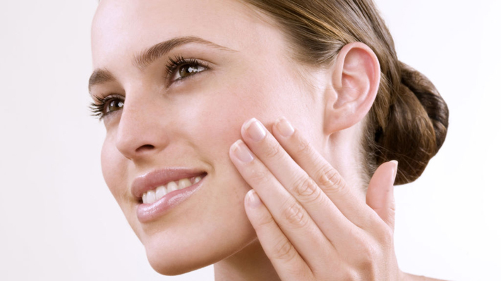 Шелушение и покраснение кожи на лице лечение 62